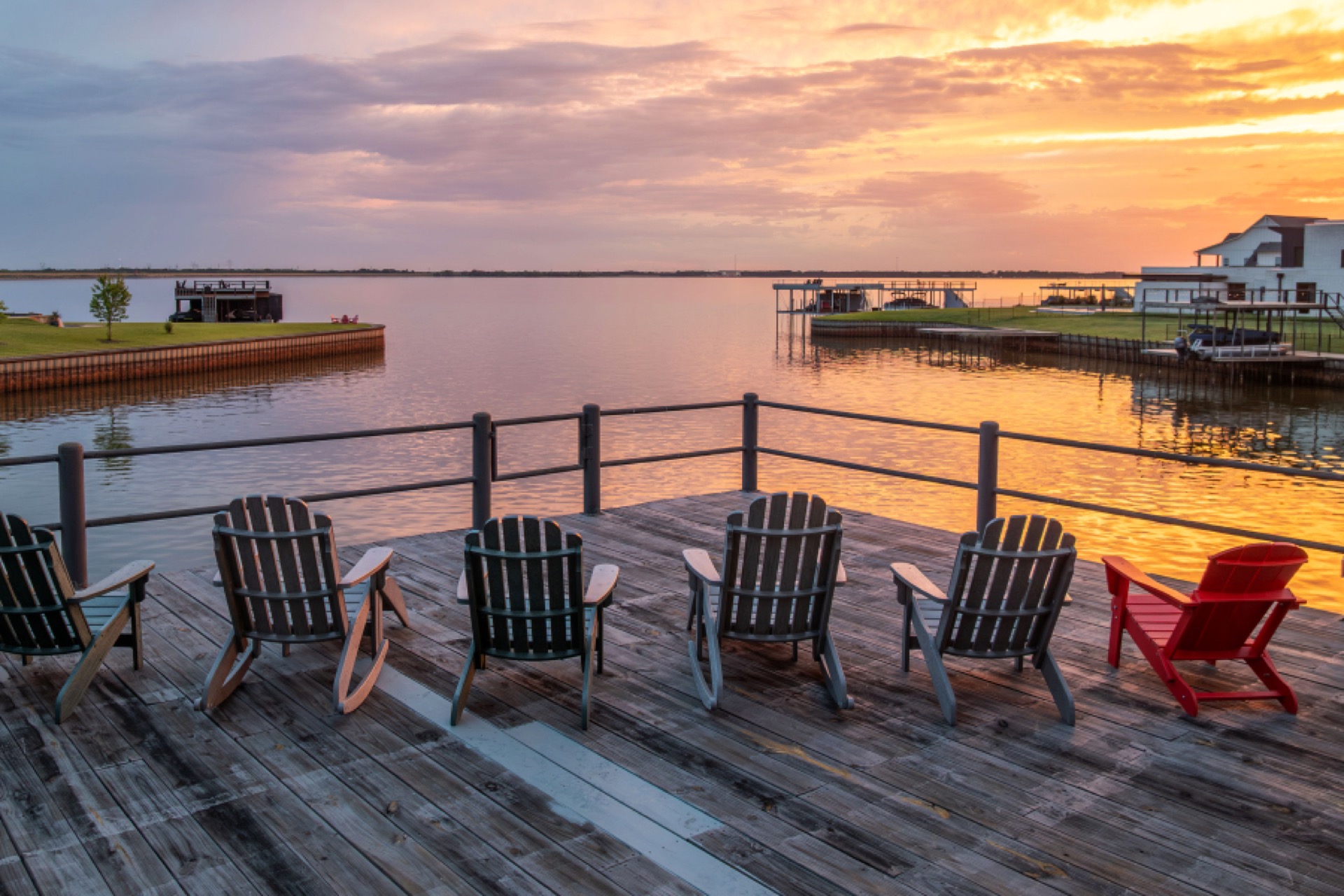 Dock seating at sunset on Cedar Creek Lake